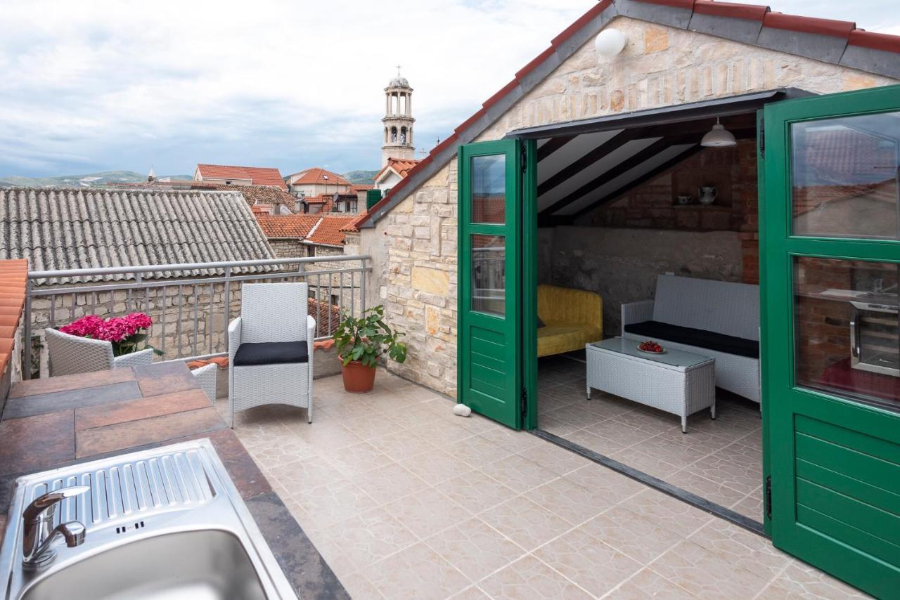 Guesthouse Nina Kastel Novi Екстер'єр фото