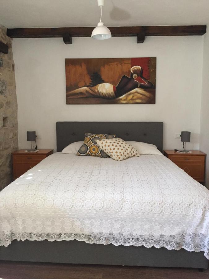Guesthouse Nina Kastel Novi Екстер'єр фото