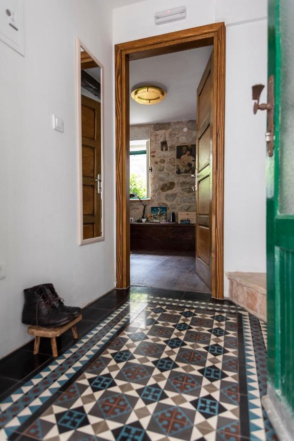 Guesthouse Nina Kastel Novi Екстер'єр фото